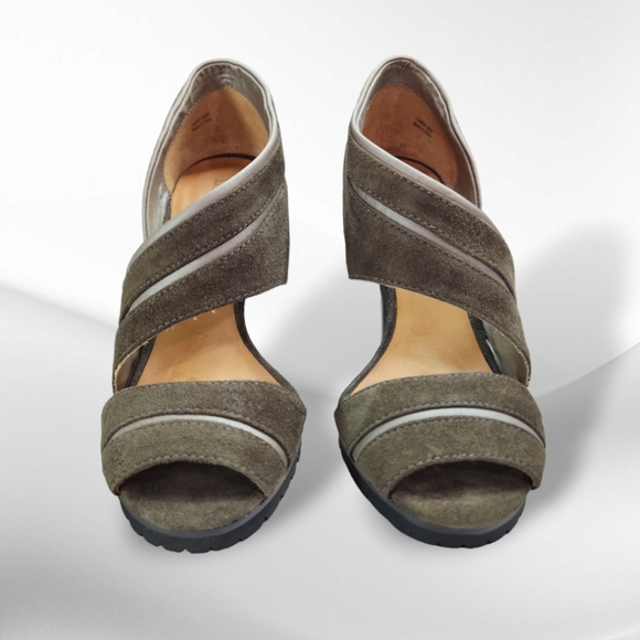 L.A.M.B. Taupe-Gray Suede Palma Lug Sole Open-toe Heels - Picture 2 of 7